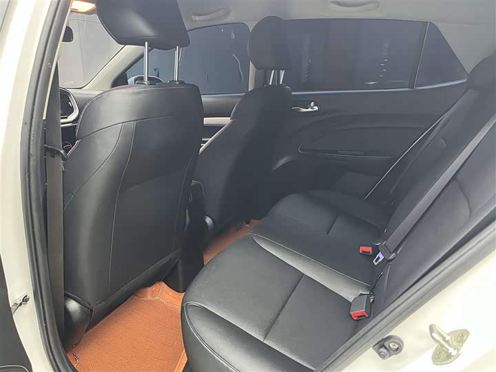 Фото 6 - Kia KX1