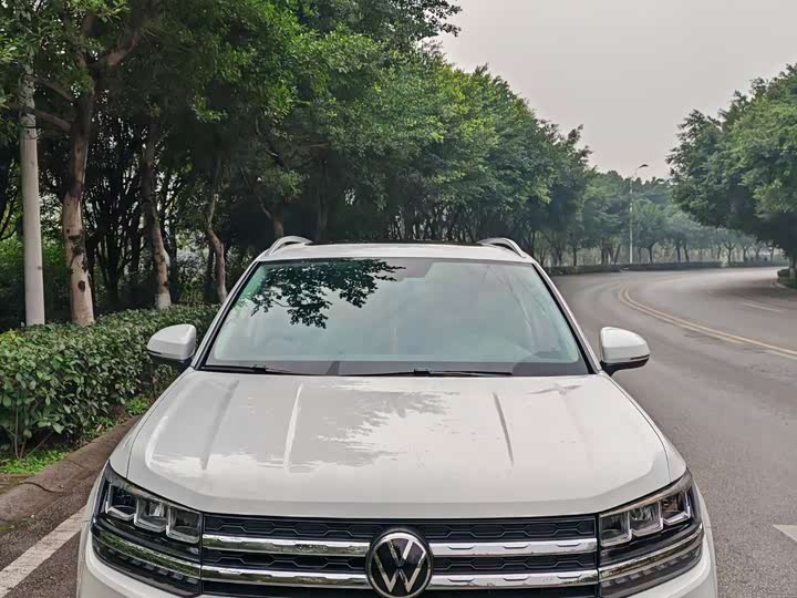 Фото 2 - Volkswagen Tharu
