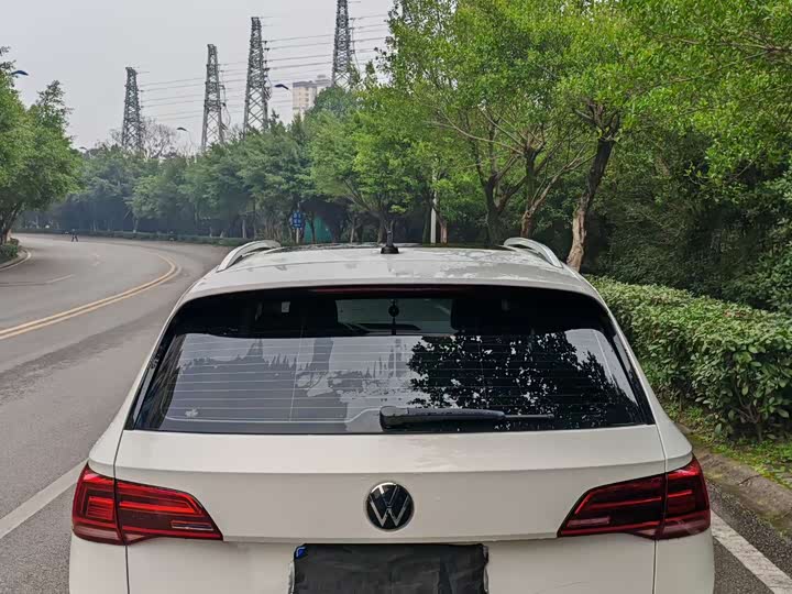 Фото 8 - Volkswagen Tharu