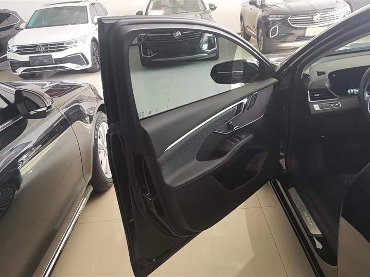 Фото 7 - Buick LaCrosse