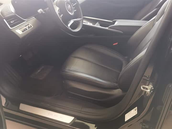 Фото 9 - Buick LaCrosse