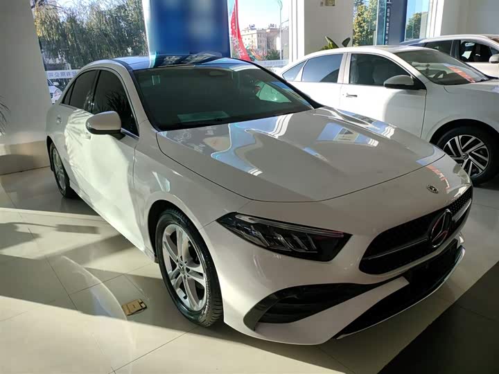 Фото 4 - Mercedes-Benz A-Class