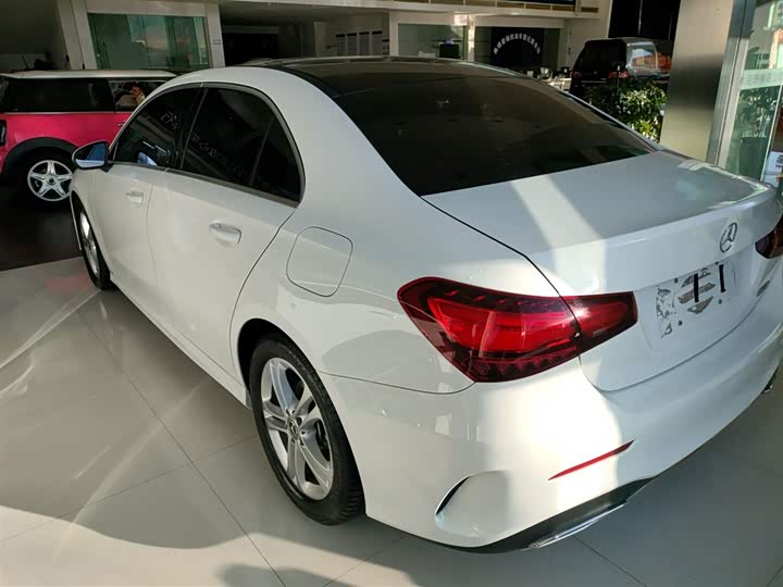 Фото 5 - Mercedes-Benz A-Class