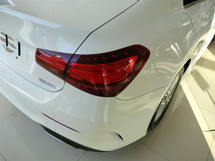 Фото 8 - Mercedes-Benz A-Class