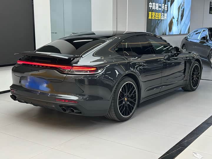 Фото 4 - Porsche Panamera
