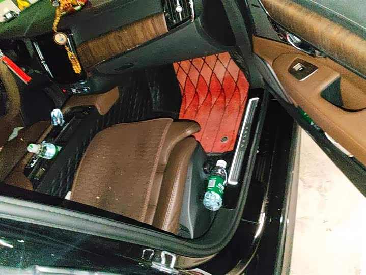 Фото 8 - Volvo S90