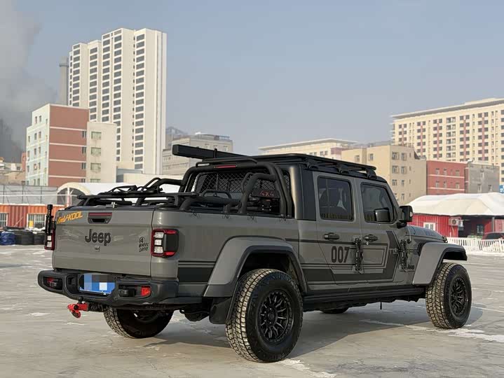 Фото 9 - Jeep Gladiator