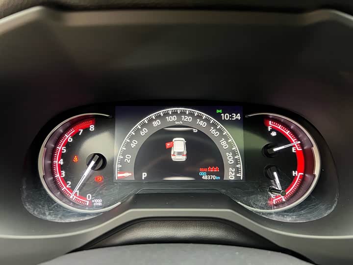 Фото 5 - Toyota RAV4