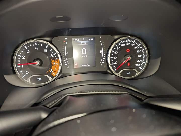 Фото 5 - Jeep Renegade