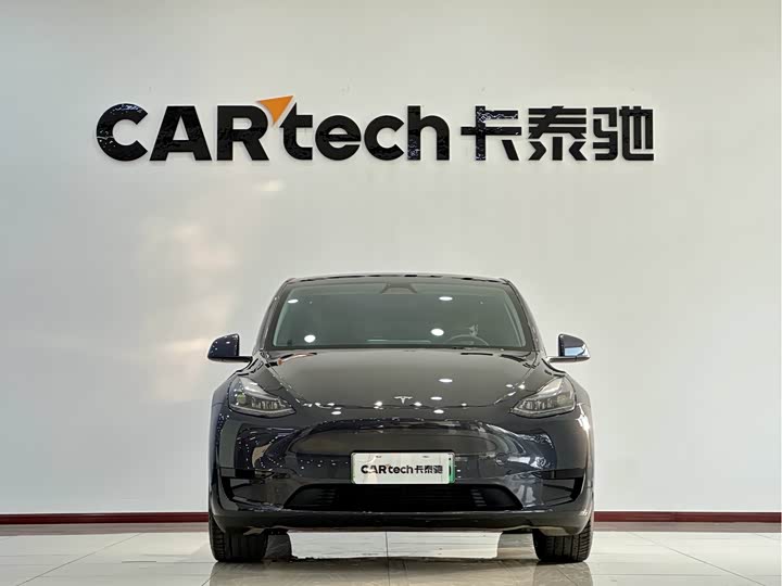 Фото 2 - Tesla Model Y