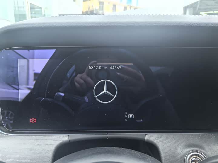 Фото 3 - Mercedes-Benz CLS-Class