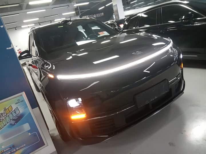 Фото 4 - LiXiang L9