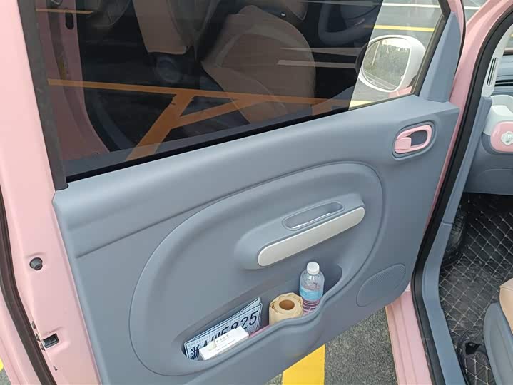 Фото 7 - Bestune Pony