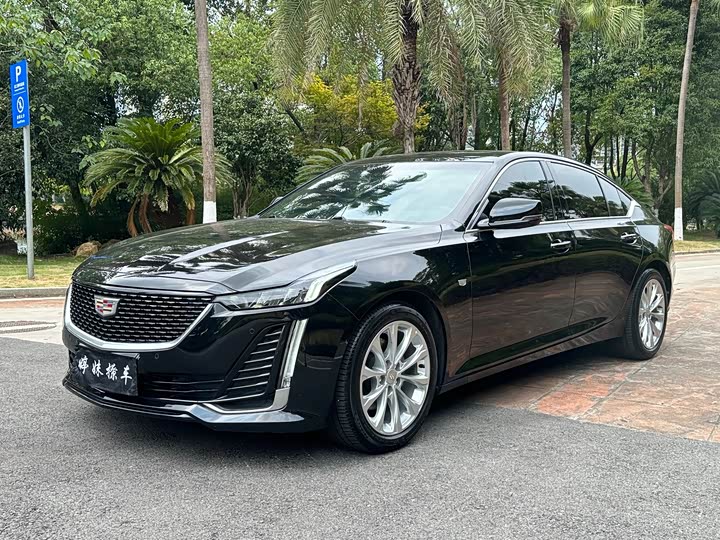 Фото 1 - Cadillac CT5