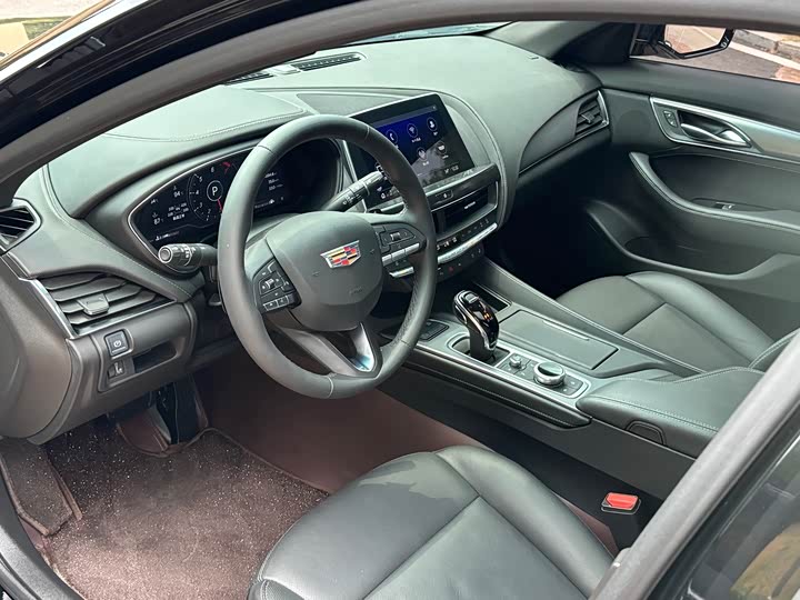 Фото 9 - Cadillac CT5