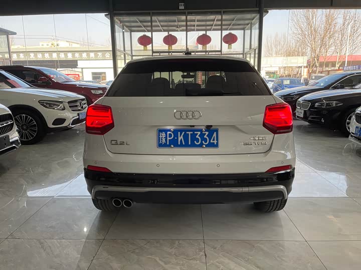 Фото 8 - Audi Q2L