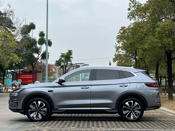 Фото 4 - BYD Song Plus Hybrid/EV