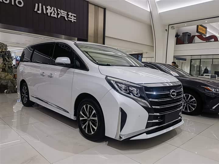 Фото 3 - GAC Trumpchi M8