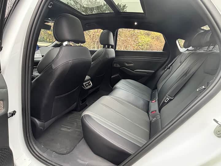 Фото 9 - BYD Qin L