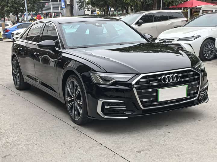 Фото 3 - Audi A6L