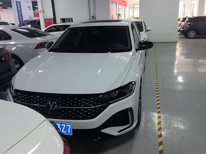 Фото 2 - Volkswagen Lavida