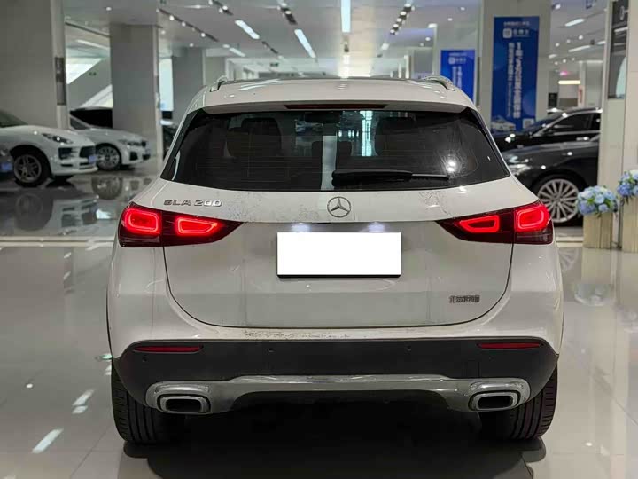 Фото 8 - Mercedes-Benz GLA-Class