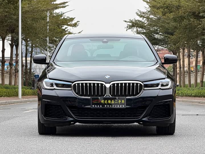 Фото 2 - BMW 5 Series