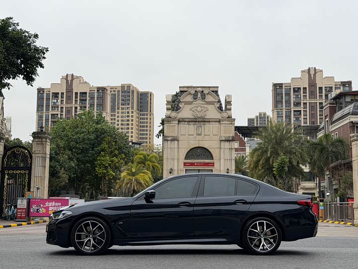 Фото 4 - BMW 5 Series