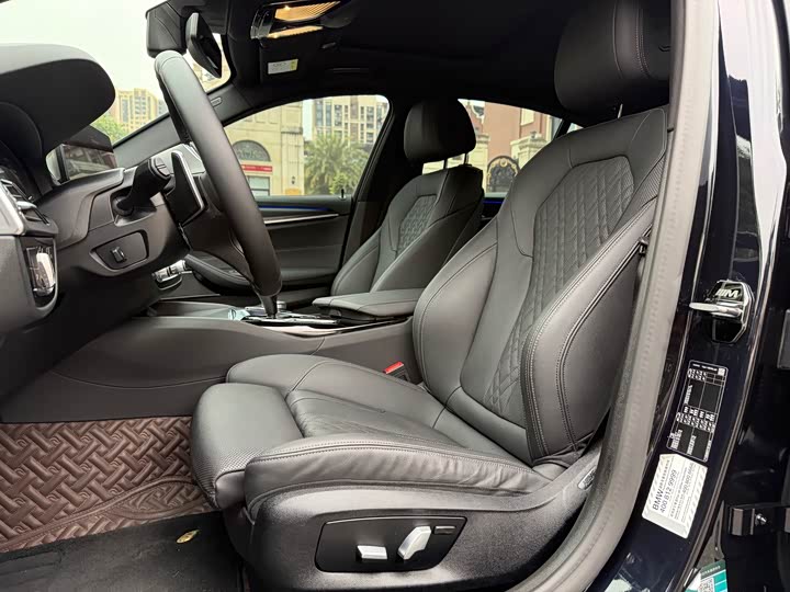 Фото 6 - BMW 5 Series