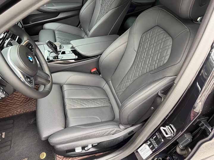 Фото 8 - BMW 5 Series