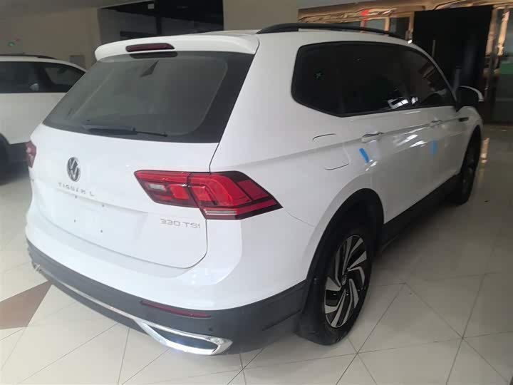 Фото 7 - Volkswagen Tiguan L Pro