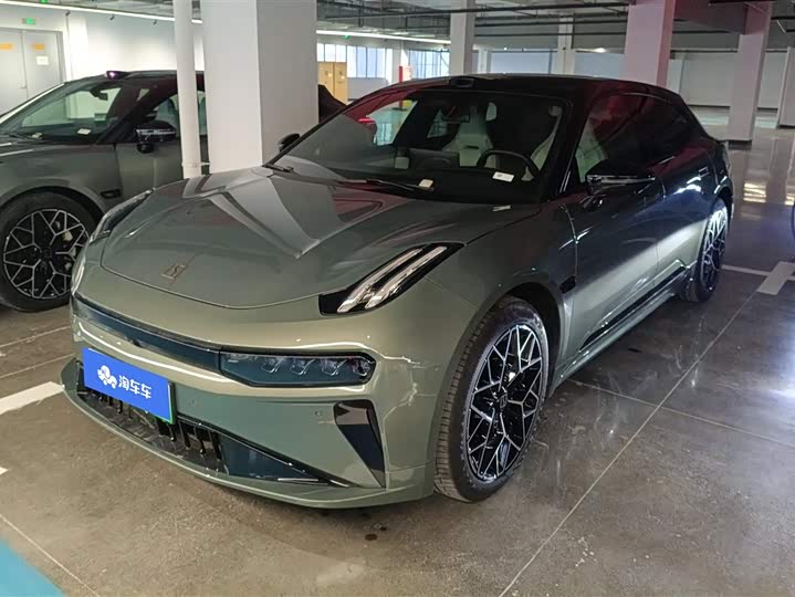 Фото 1 - Zeekr 001