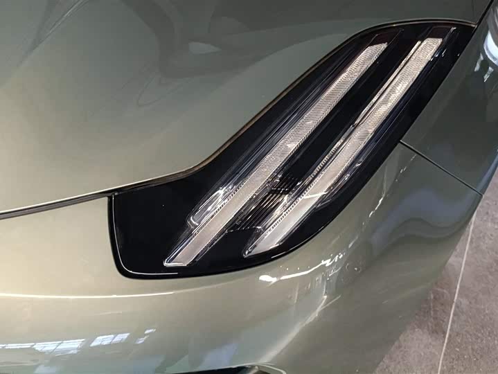 Фото 5 - Zeekr 001