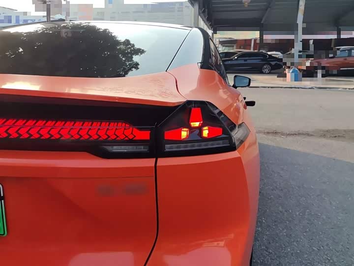 Фото 8 - Changan Deepal SL03