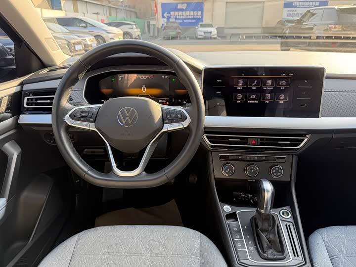 Фото 5 - Volkswagen Lavida