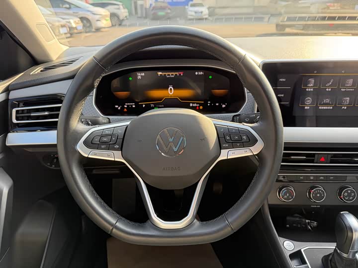 Фото 6 - Volkswagen Lavida