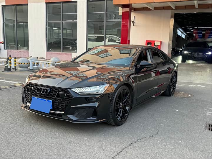 Фото 1 - Audi A7