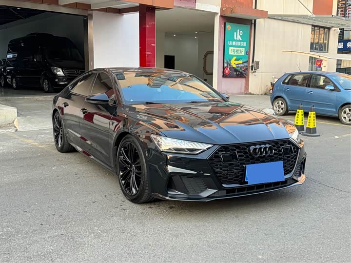 Фото 3 - Audi A7