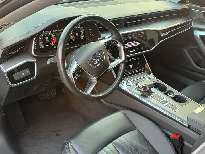 Фото 4 - Audi A7