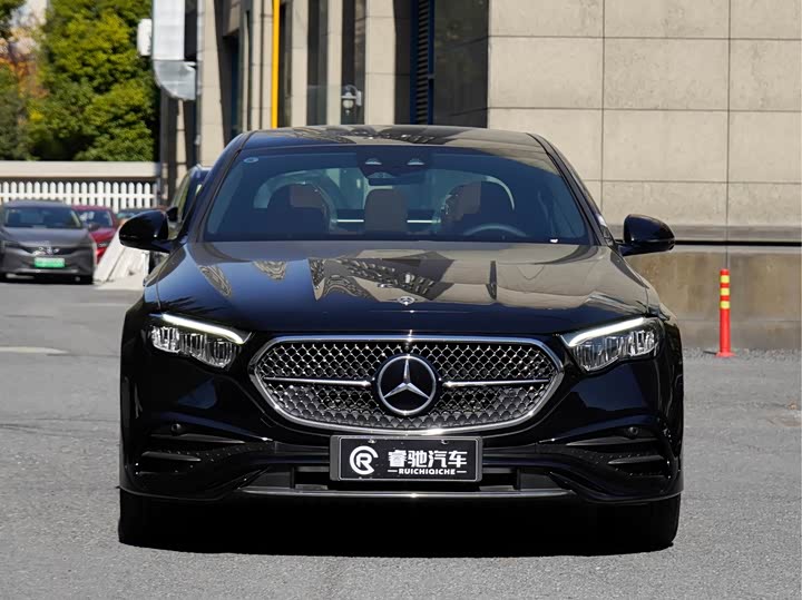 Фото 2 - Mercedes-Benz E-Class Hybrid