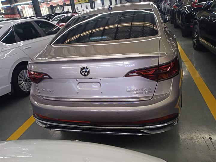 Фото 6 - Volkswagen Sagitar L