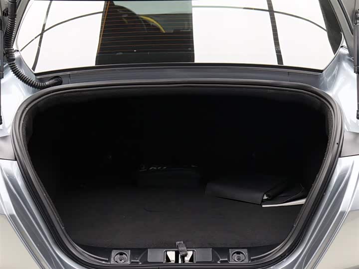 Фото 9 - Ferrari Roma