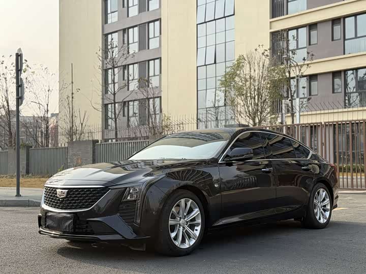 Фото 1 - Cadillac CT5