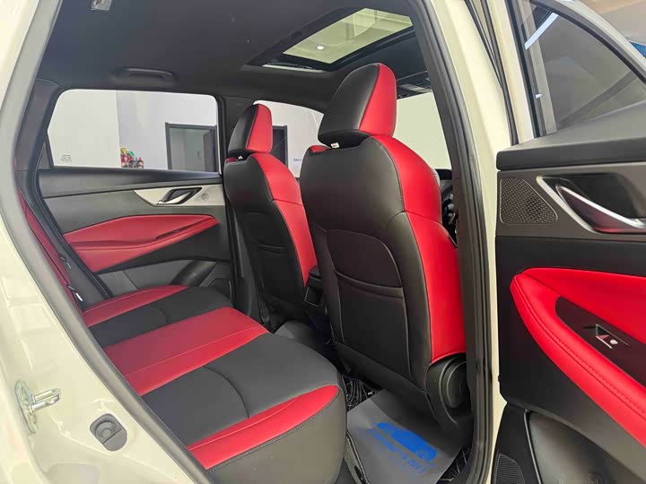 Фото 9 - Changan CS35 Plus