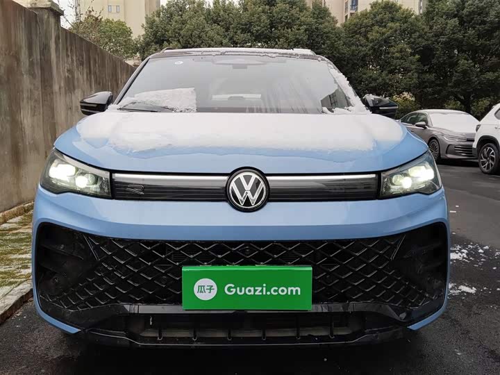 Фото 3 - Volkswagen Tiguan L Pro