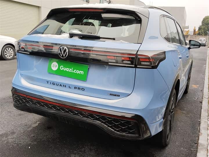 Фото 7 - Volkswagen Tiguan L Pro