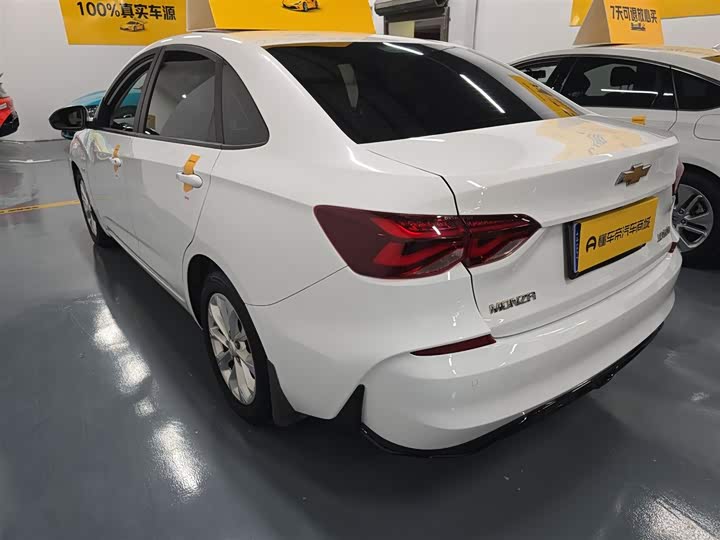 Фото 5 - Chevrolet Monza