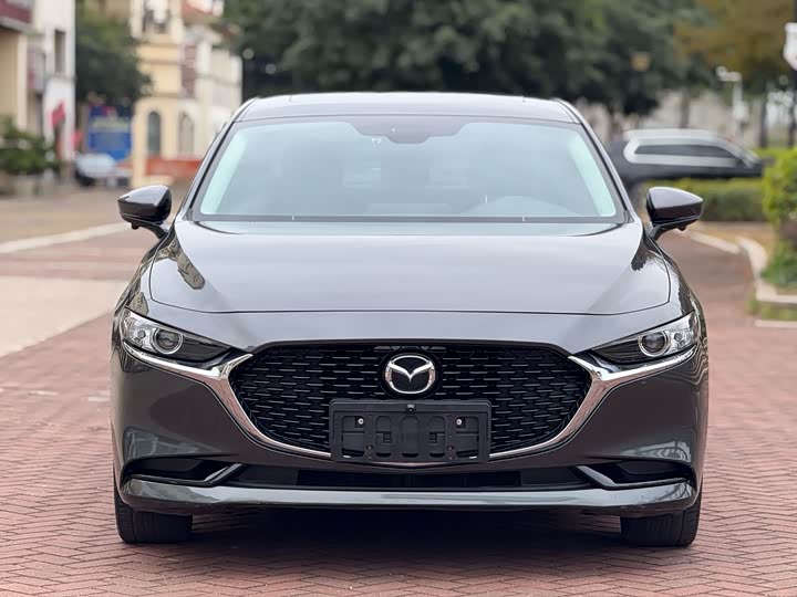 Фото 2 - Mazda 3 (Axela)