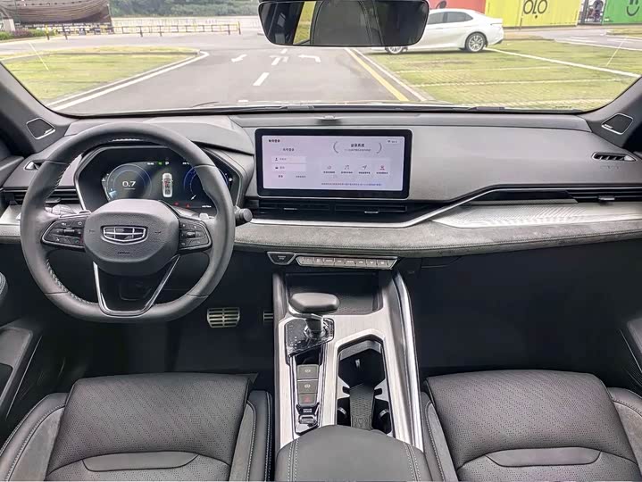 Фото 5 - Geely Preface