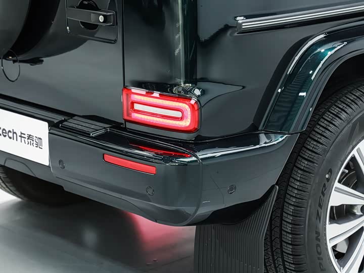 Фото 9 - Mercedes-Benz G-Class